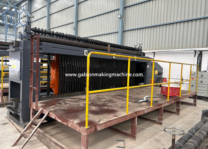 Derniers blogs de l'entreprise sur What Specifications Should Buyers Confirm Before Ordering a Gabion Making Machine?