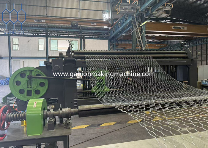 Derniers blogs de l'entreprise sur Galvanized Wire vs PVC-Coated Wire: What Should Buyers Check Before Selecting a Gabion Machine?