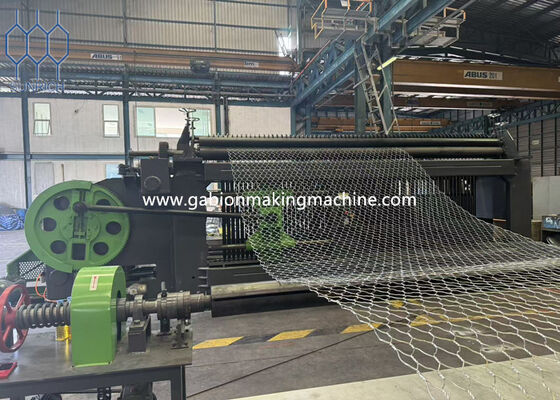 acheter Machine à gabions avec précision de maille de ±2 mm, largeur de 4000 à 5000 mm pour la production de treillis métalliques, avec système de contrôle entièrement automatique fabrication en ligne