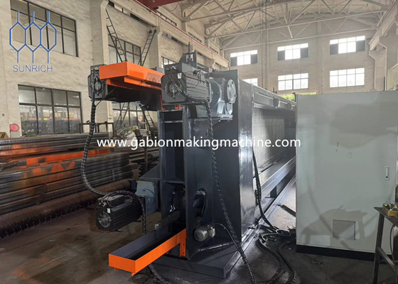 Machine de fabrication de paniers en gabion pour murs de soutènement écologiques