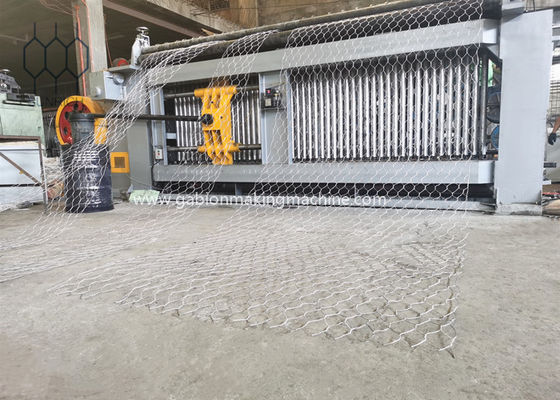 Servo moteur PLC contrôle Gabion boîte de fabrication machine pour fil d'acier galvanisé / fil revêtu PVC
